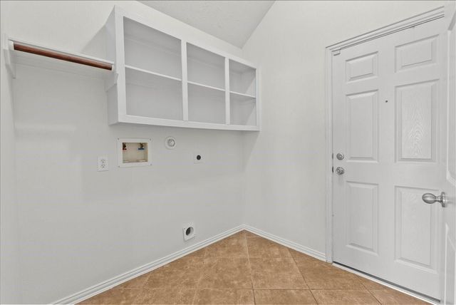 2120 Red Timber Court, League City, TX 77573