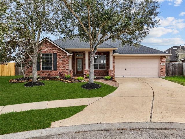 2120 Red Timber Court, League City, TX 77573