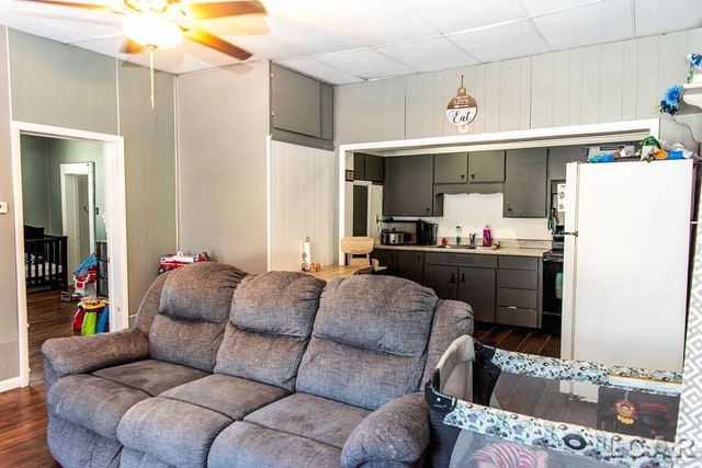 324 Railroad Street, Hudson, MI 49247