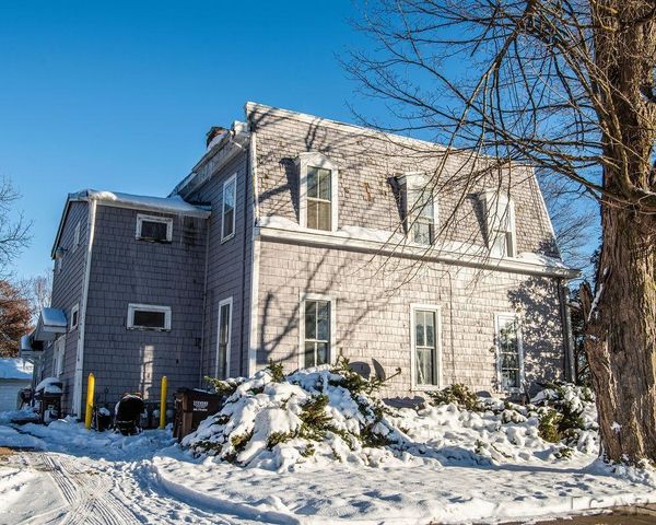 324 Railroad Street, Hudson, MI 49247
