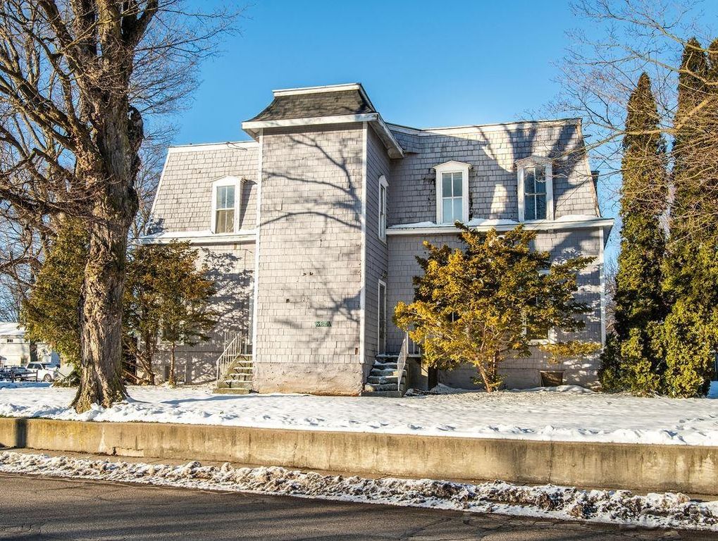 324 Railroad Street, Hudson, MI 49247