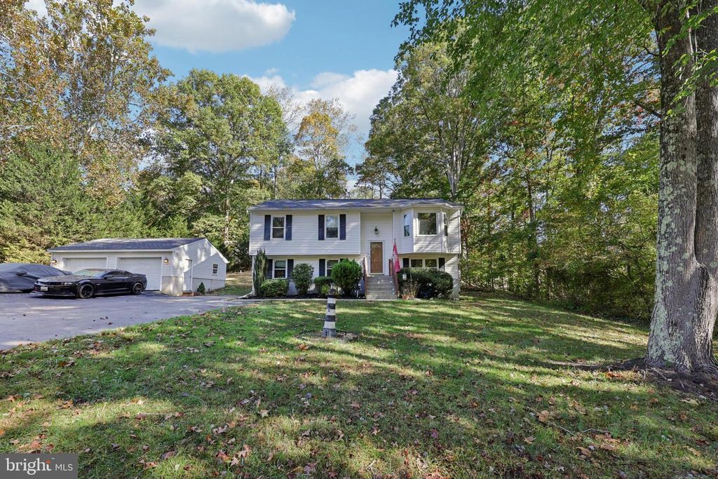 3240 RICHFIELD RD, Huntingtown, MD 20639