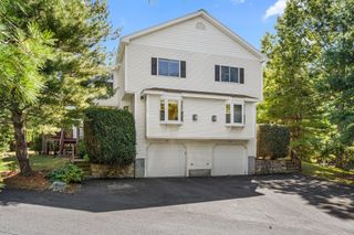 186 Algonquin Trl 76, Ashland, MA 01721
