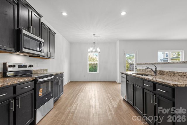 9104 Maidenhair Court, Charlotte, NC 28215