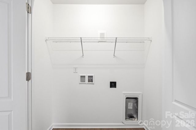 9104 Maidenhair Court, Charlotte, NC 28215