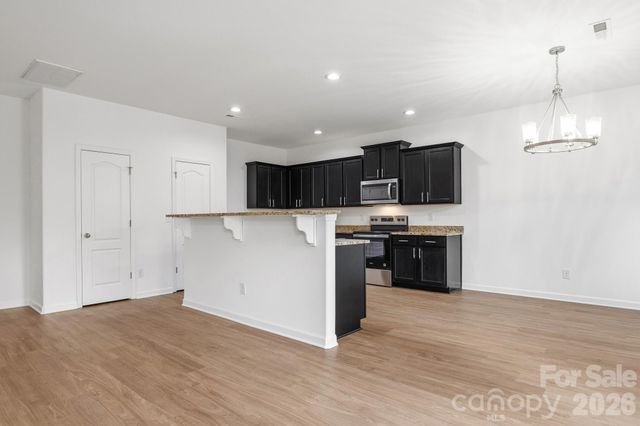 9104 Maidenhair Court, Charlotte, NC 28215