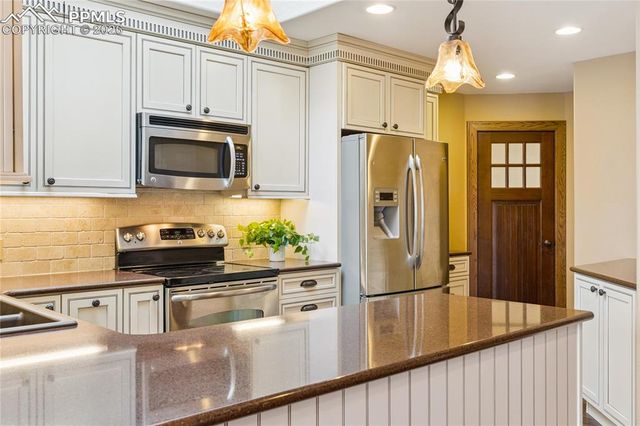 3056 Winnebago Drive, Sedalia, CO 80135