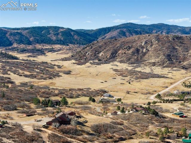 3056 Winnebago Drive, Sedalia, CO 80135