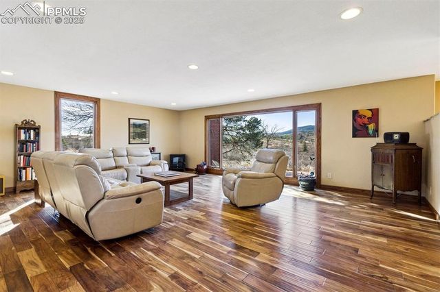 3056 Winnebago Drive, Sedalia, CO 80135