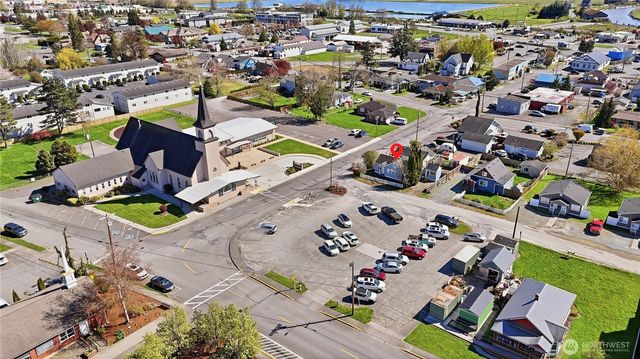 9910 272nd Street NW, Stanwood, WA 98292