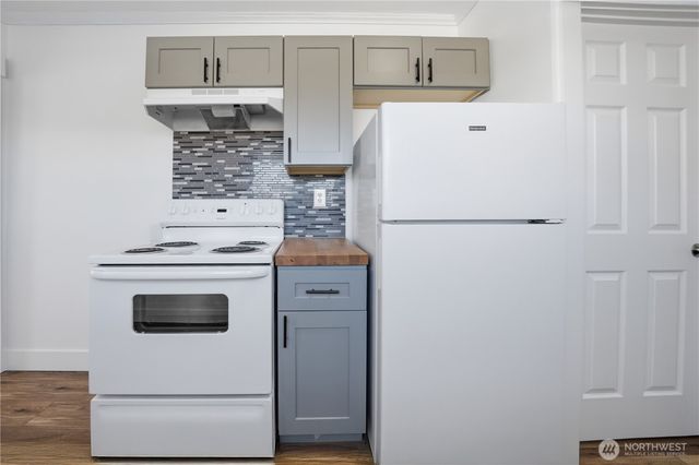 9910 272nd Street NW, Stanwood, WA 98292