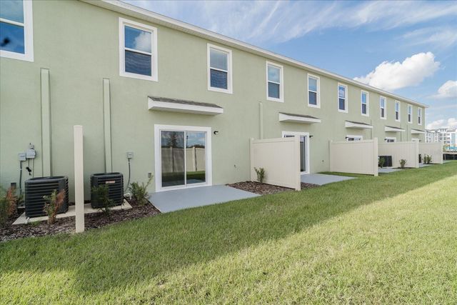 2466 RIVERSONG LODGE LANE, Wesley Chapel, FL 33543