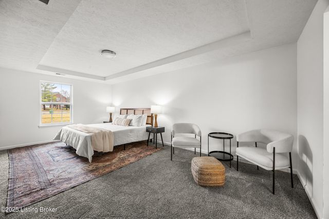 11403 Ridge Lake Dr, Louisville, KY 40272