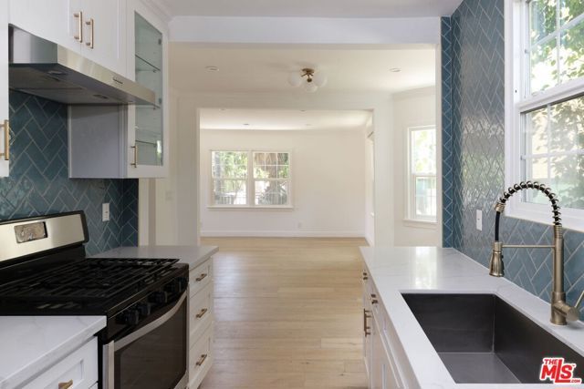 3047 Perlita Avenue, Los Angeles, CA 90039