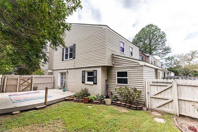 2212 Windom PL, Virginia Beach, VA 23454