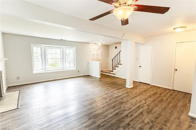 2212 Windom PL, Virginia Beach, VA 23454
