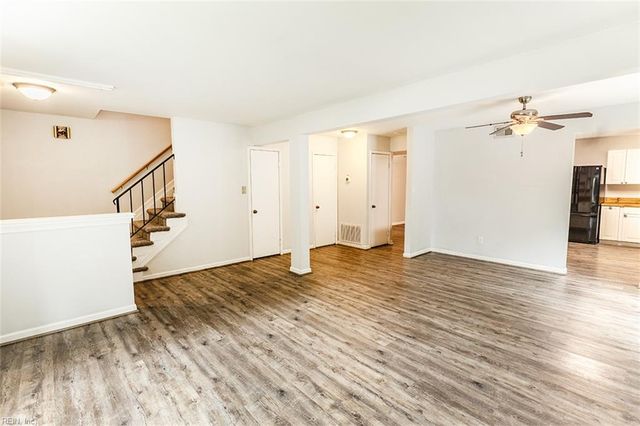2212 Windom PL, Virginia Beach, VA 23454