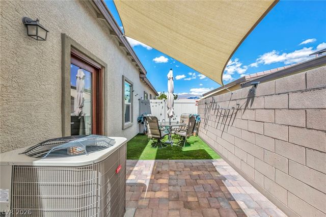 7554 Crested Moon Street, North Las Vegas, NV 89084