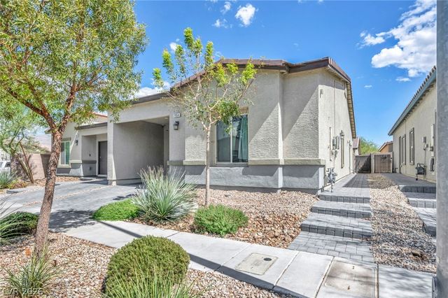 7554 Crested Moon Street, North Las Vegas, NV 89084