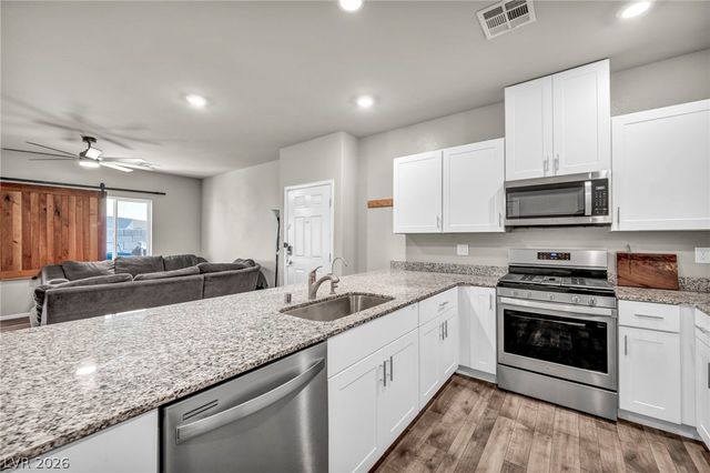 7554 Crested Moon Street, North Las Vegas, NV 89084