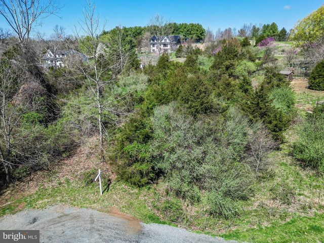 41073 HICKORY SHADE LANE, Lovettsville, VA 20180