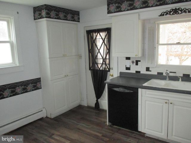 231-233 MARYLAND AVE, Westernport, MD 21562