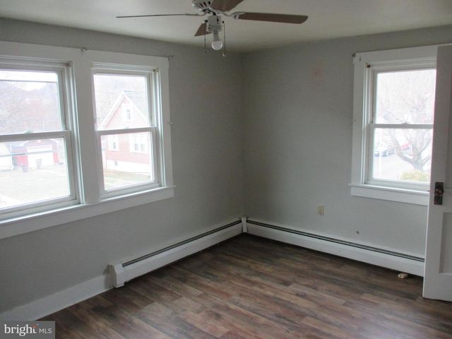 231-233 MARYLAND AVE, Westernport, MD 21562