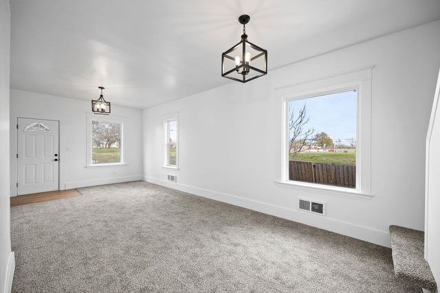 321 S Greene St, Spokane, WA 99202