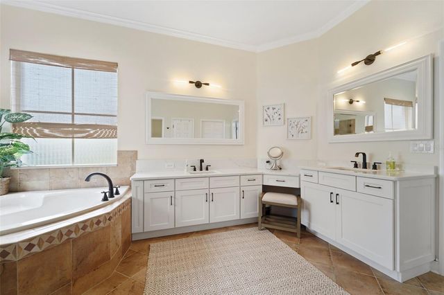 8522 WESTERLAND DRIVE, Land O Lakes, FL 34637