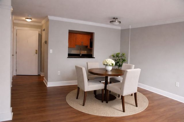 289 Essex St 307, Salem, MA 01970