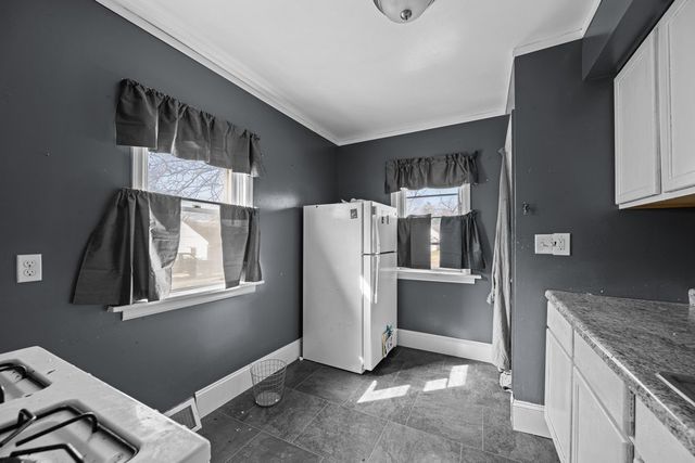 2441 21st Avenue, Rock Island, IL 61201