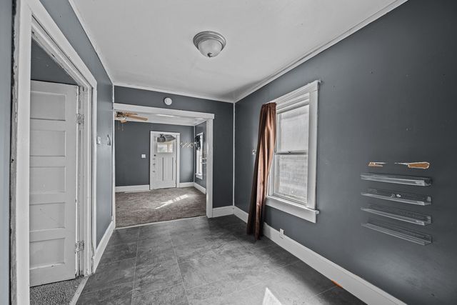 2441 21st Avenue, Rock Island, IL 61201