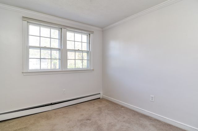 35 Blackberry Lane, Framingham, MA 01701
