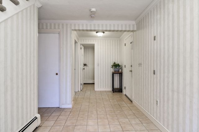 35 Blackberry Lane, Framingham, MA 01701