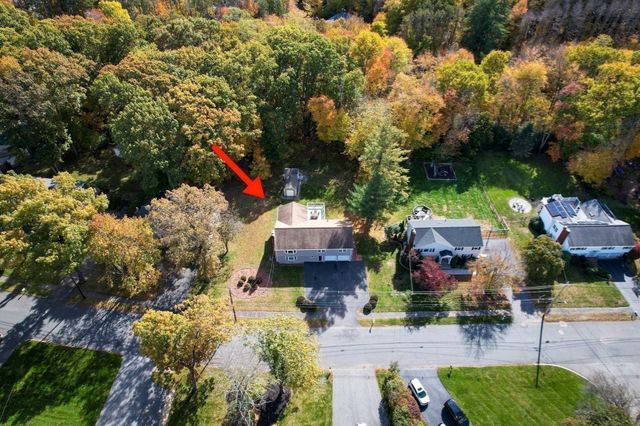 35 Blackberry Lane, Framingham, MA 01701