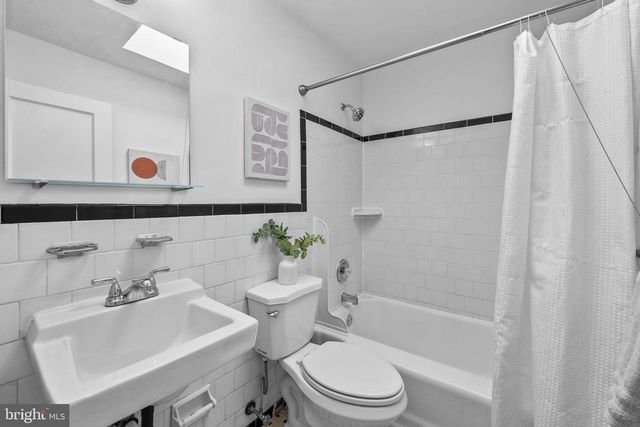 1023 ROCKHILL AVE, Baltimore, MD 21229