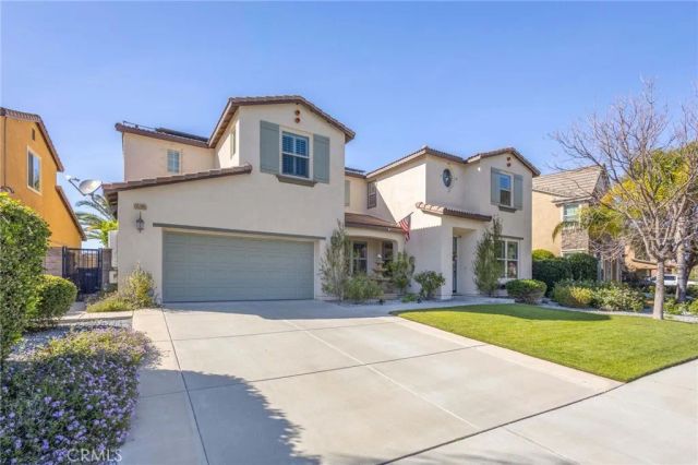 35385 Summerholly Lane, Murrieta, CA 92563
