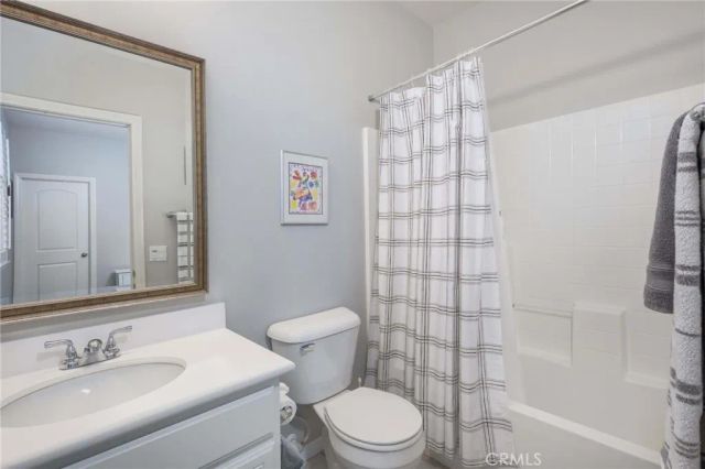 35385 Summerholly Lane, Murrieta, CA 92563