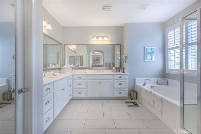 35385 Summerholly Lane, Murrieta, CA 92563