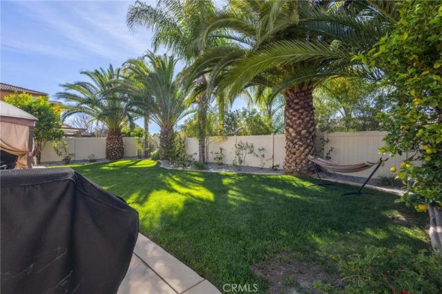 35385 Summerholly Lane, Murrieta, CA 92563