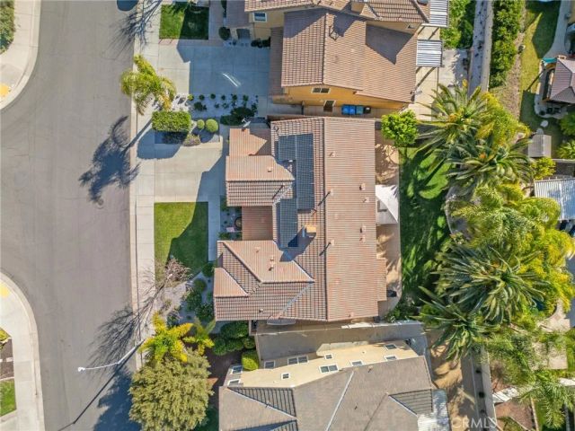 35385 Summerholly Lane, Murrieta, CA 92563
