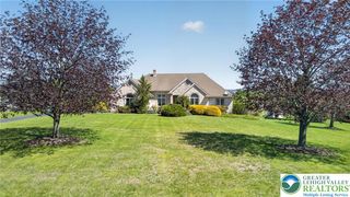 353 Beaver Run Drive, Bushkill Twp, PA 18064