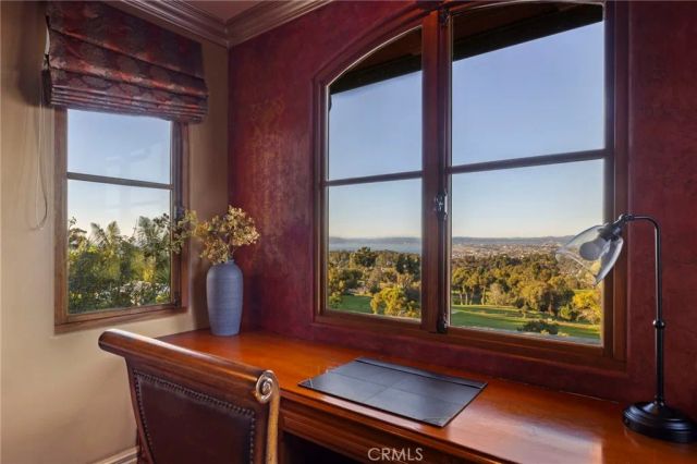 4 Yellow Brick Rd, Rancho Palos Verdes, CA 90275