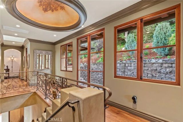 4 Yellow Brick Rd, Rancho Palos Verdes, CA 90275