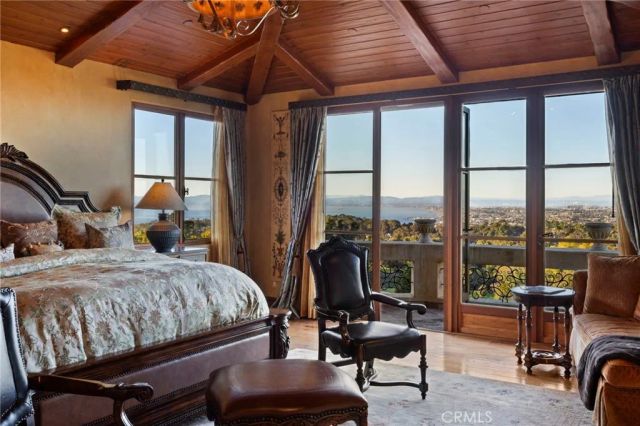 4 Yellow Brick Rd, Rancho Palos Verdes, CA 90275