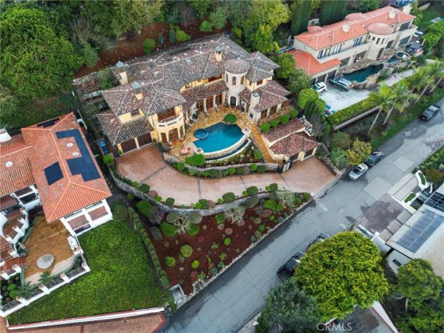 4 Yellow Brick Rd, Rancho Palos Verdes, CA 90275