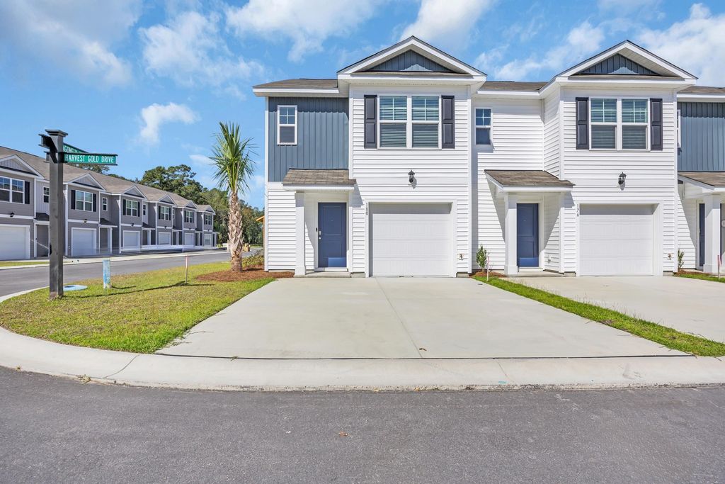 180 Harvest Gold Dr. A6, Conway, SC 29526