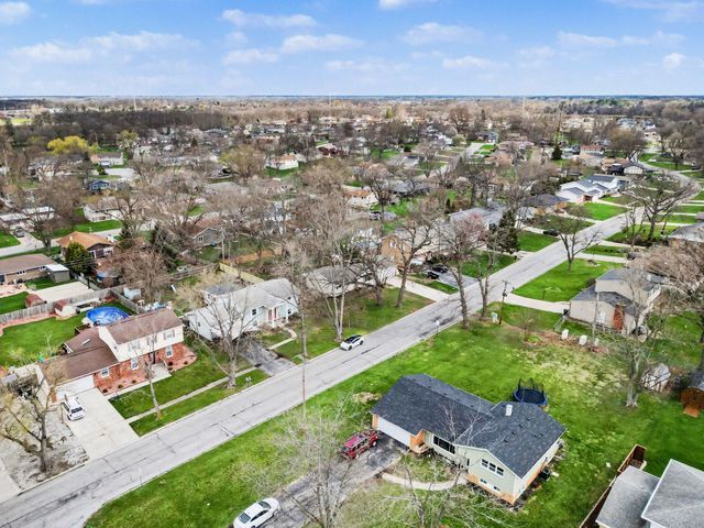 7700 W 85th Avenue, Crown Point, IN 46307