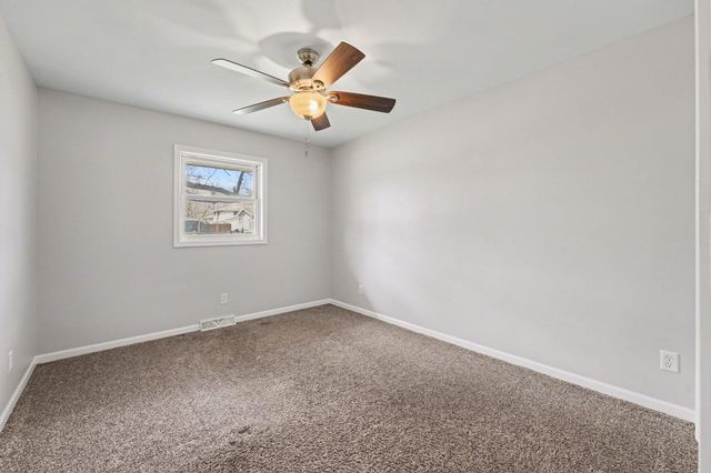 7700 W 85th Avenue, Crown Point, IN 46307