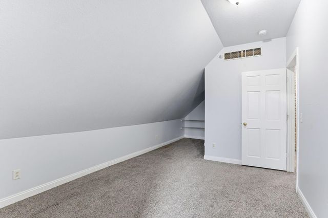 2827 Bryant Avenue N 4, Minneapolis, MN 55411